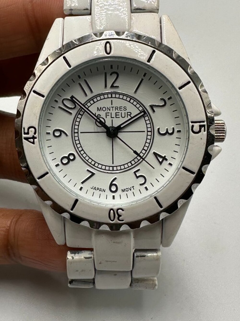 3/$30 Montres De Fleur Watch Women Silver White Water Resistant 6.5 Inch